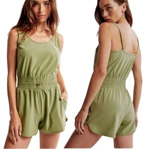 Abercrombie & Fitch Women's Olive Green Travelers Romper Size Small